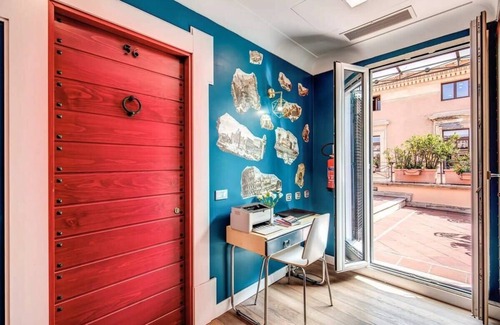 Rione III Colonna Apartment | Charming 1BR Suite Close La Fontana di Trevi