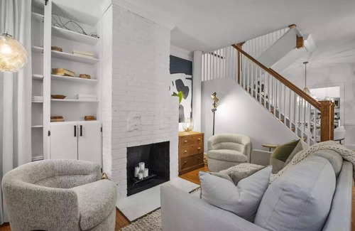 Southwest Quadrant House | ⚜Charming 2-Bdrm Old Town Home⚜Walk Score 97⚜