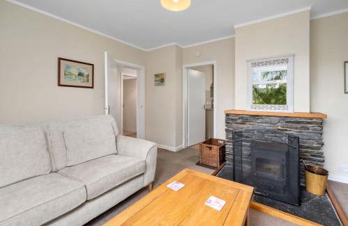 Kilninver Apartment | Charming 2-Bed Cottage on Tranquil Raera Farm