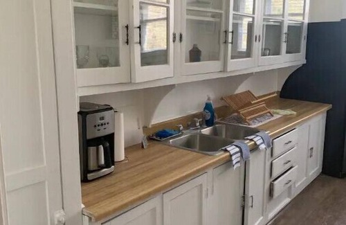 Vicksburg Apartment | Charming 2 bed-room apartment in heart of town