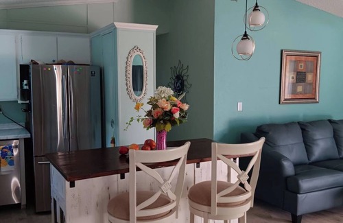 Jacarandas Cottage | Charming 2-bedroom cottage in enjoyable North Fort Myers with AC, WiFi