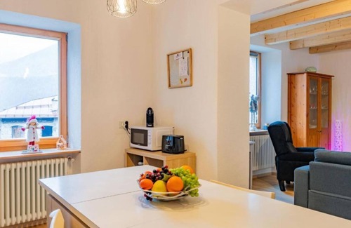 Tione di Trento Apartment | Charming 2-bedroom apartment CASA 3 FONTANE, mounts & lakes & ski