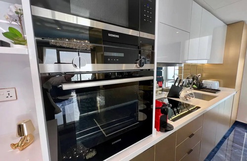 Ras Al Khaimah Apartment | Charming 2-bedroom apartment with WiFi and AC in Ras Al Khaimah