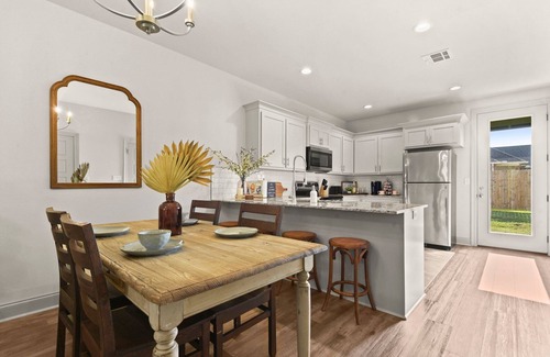 Denham Springs House | Charming 2-bedroom townhome in peaceful Watson 2 Bedroom 2.5 bath