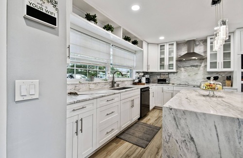 Disston Heights House | Charming 2-Bedroom Home in the Heart of St. Petersburg