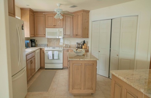 Gulfport House | Charming 2 bedroom 2 bath waterfront property located minutes from the beach.