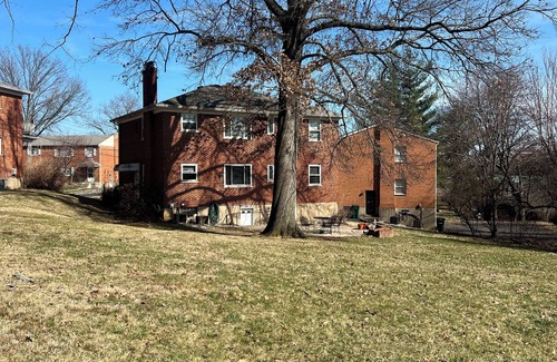 Roselawn Finance Apartment | Charming 2-Bedroom Apartment in Cincinnati