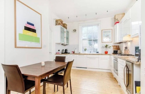 Bloomsbury Apartment | Charming 2-bedroom apartment in wonderful London with WiFi