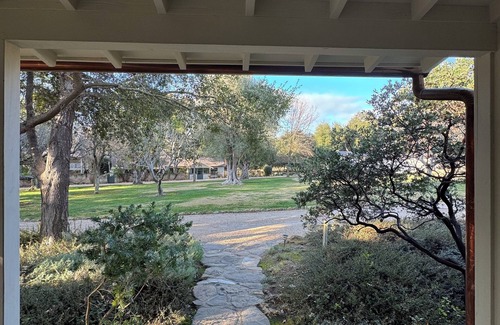 Santa Ynez Cottage | Charming 2-bedroom cottage on private vineyard estate in Santa Ynez