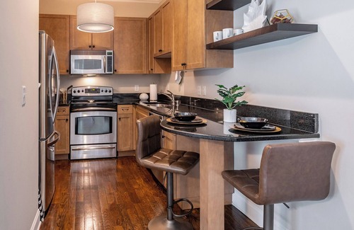 Brookwood Condo | Charming 2-bedroom condo with AC, WiFi in lovely Atlanta