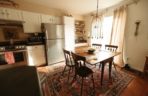 Harvest Creek Condo | Charming 2-bedroom condo with AC and WiFi in lovely Bozeman