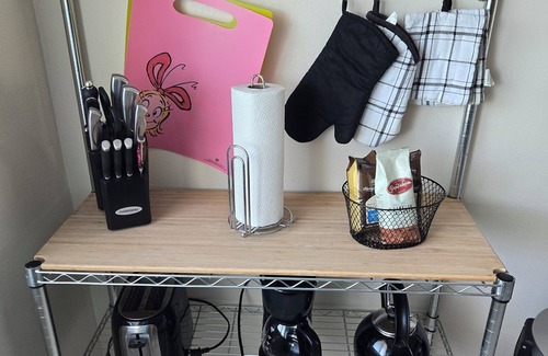 East Naples Condo | Charming 2-bedroom condo in delightful Naples with WiFi, AC