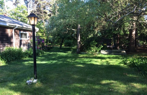 Eastham Cottage | Charming 2-bedroom cottage in lovely Eastham with AC, WiFi