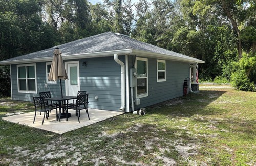 Odessa Cottage | Charming 2-bedroom cottage in Odessa Fl. Minutes from Airport