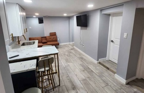 Forest Heights House | Charming 2-bedroom house with WiFi, AC in enjoyable Oxon Hill