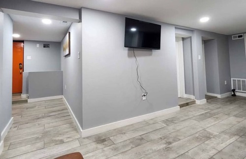 Forest Heights House | Charming 2-bedroom house with WiFi, AC in enjoyable Oxon Hill