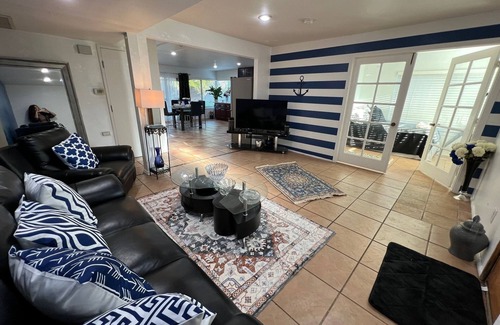 Rancho Bernardo House | Charming 2-bedroom house with WiFi and AC in sunny San Diego