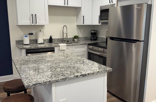 Gulfport House | Charming 2-bedroom house in Gulfport 1 mile from the Beach