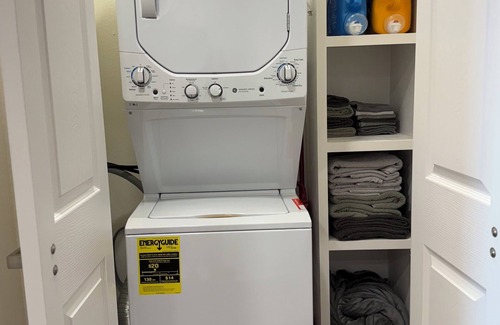 Gulfport House | Charming 2-bedroom house in Gulfport 1 mile from the Beach