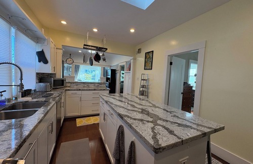 Point Richmond House | Charming 2-bedroom house in historic Point Richmond