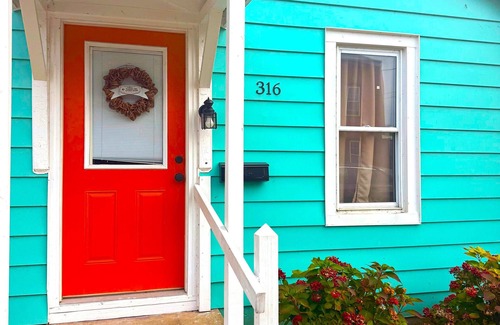 Madison House | Charming 2-bedroom house with a river view in wonderful Madison