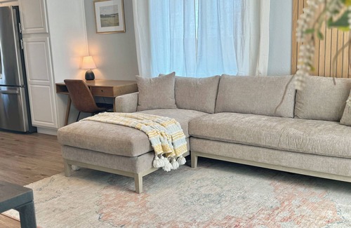 Albany House | Charming 2-bedroom house in Albany with AC, WiFi