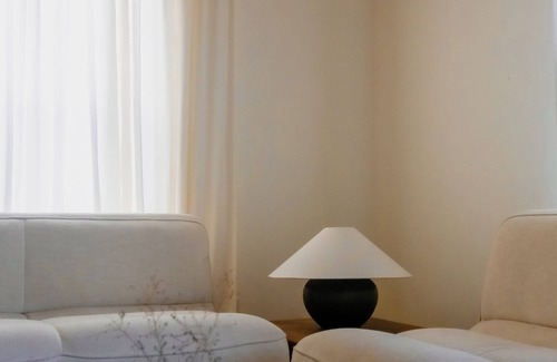 North Austin Civic Association Condo | Charming 2-bedroom near Q2 & The Domain