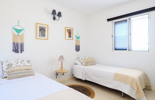 Agaete Apartment | Charming 2 Bedroom Retreat near Pto. de Las Nieves