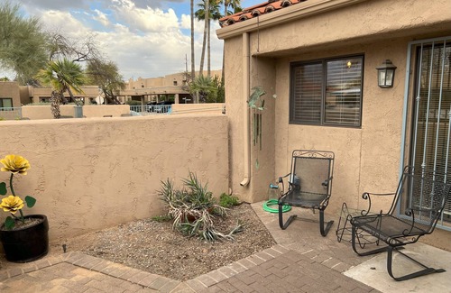 Prince Tucson House | Charming 2-bedroom townhome with WiFi, AC in pleasant Tucson