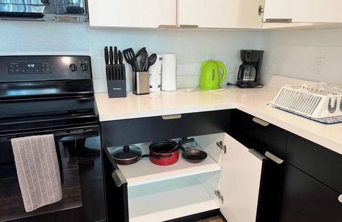 Little Tokyo House | Charming 2-Bedroom in DTLA’s Authentic and Vibrant Little Tokyo Zone