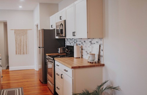 Mifflinburg Apartment | Charming 2-bedroom apartment with AC, WiFi in lovely Mifflinburg