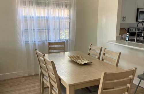 Port Orange House | Charming 2-bedroom townhome with WiFi, AC in peaceful Port Orange.