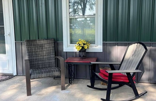 Florida House | Charming 2-bedroom house at Mark Twain Lake