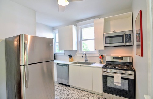 Takoma Park House | Charming 2-bedroom house in fantastic Takoma Park with WiFi, AC