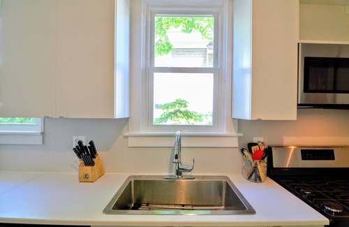 Takoma Park House | Charming 2-bedroom house in fantastic Takoma Park with WiFi, AC