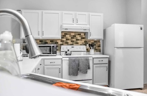 Port Saint Lucie House | Charming 3-bedroom house in lovely Port Saint Lucie with AC