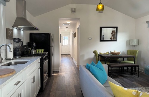 Wall Cottage | Charming 3-Bed Beach Cottage with Parking. Just a Stroll to the Sand.