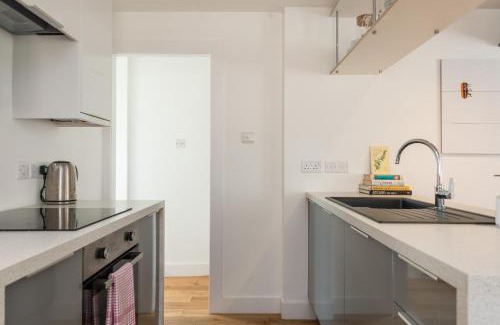 Gifford House | Charming 3 Bed Village Green Cottage East Lothian