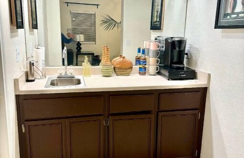 North Las Vegas House | Charming 3-bedroom house with AC, WiFi in wonderful North Las Vegas