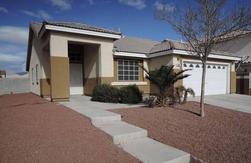 North Las Vegas House | Charming 3-bedroom house with AC, WiFi in wonderful North Las Vegas