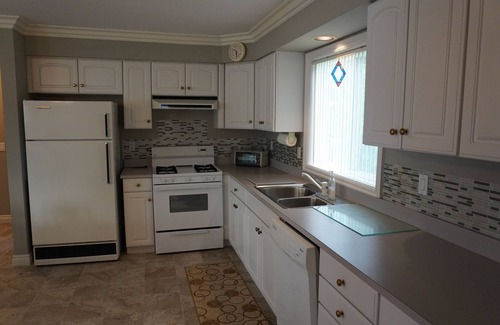 Caseville Cottage | Charming 3-bedroom cottage in Caseville