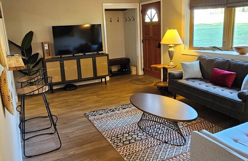 Mars House | Charming 3-bedroom cottage in peaceful Mars setting