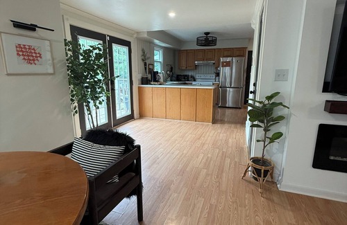 Lincoln House | Charming 3-bedroom Home Near Downtown Lincoln.