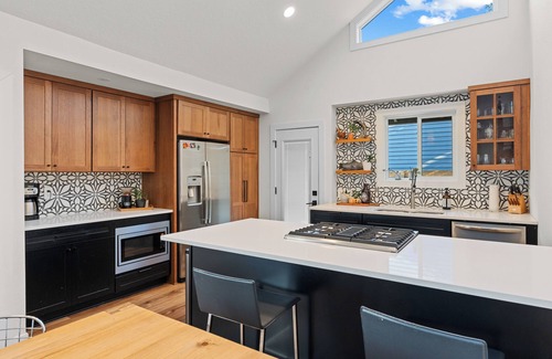 Bull Mountain House | Charming 3 bedroom home in Tigard. Near Parks, Trails and Progress Ridge!