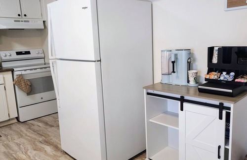 Columbus House | Charming 3-bedroom house in lovely Easton Area of Columbus with AC, WiFi