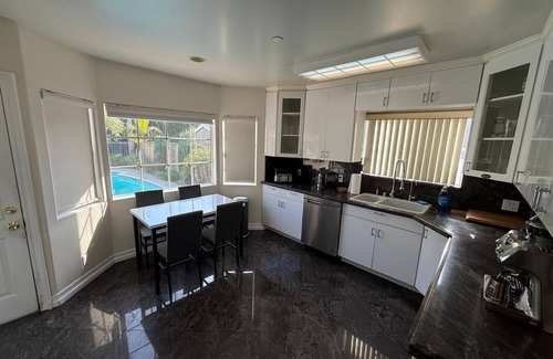 El Miradero House | Charming 3-bedroom house with WiFi, AC in wonderful Glendale