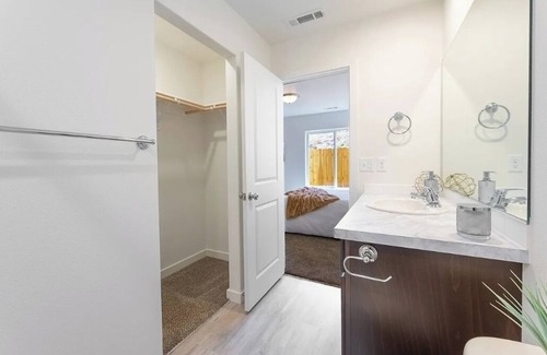 Umatilla House | Charming 3-bedroom house with AC in Umatilla