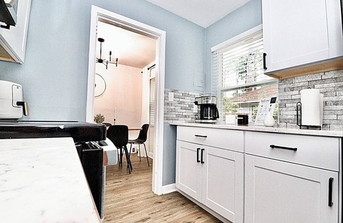 Valdosta House | Charming 3-bedroom house in delightful Valdosta with AC