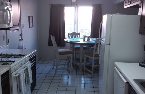 Biggs Field House | Charming 3-bedroom house in El Paso by the airport w WiFi & pool