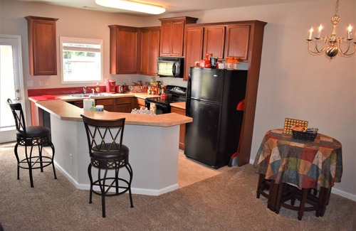Braselton House | Charming 3-bedroom townhome with WiFi, fitness room in serene Braselton